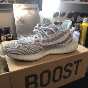 yeezy boost 350 V2 'blue tint' size 7